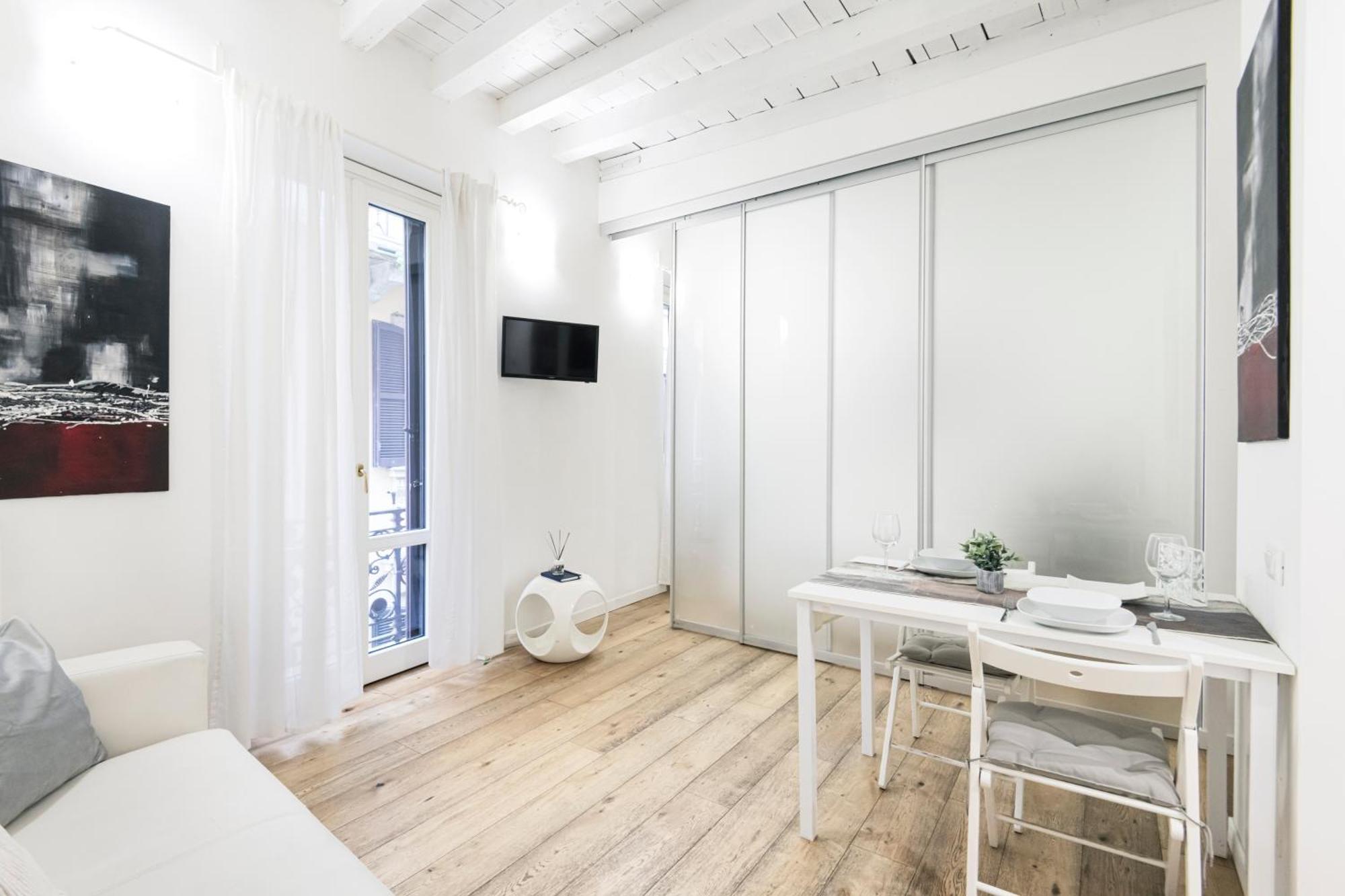 Amazing, New & Fully Furnished Studio In Duomo Milan Exterior photo