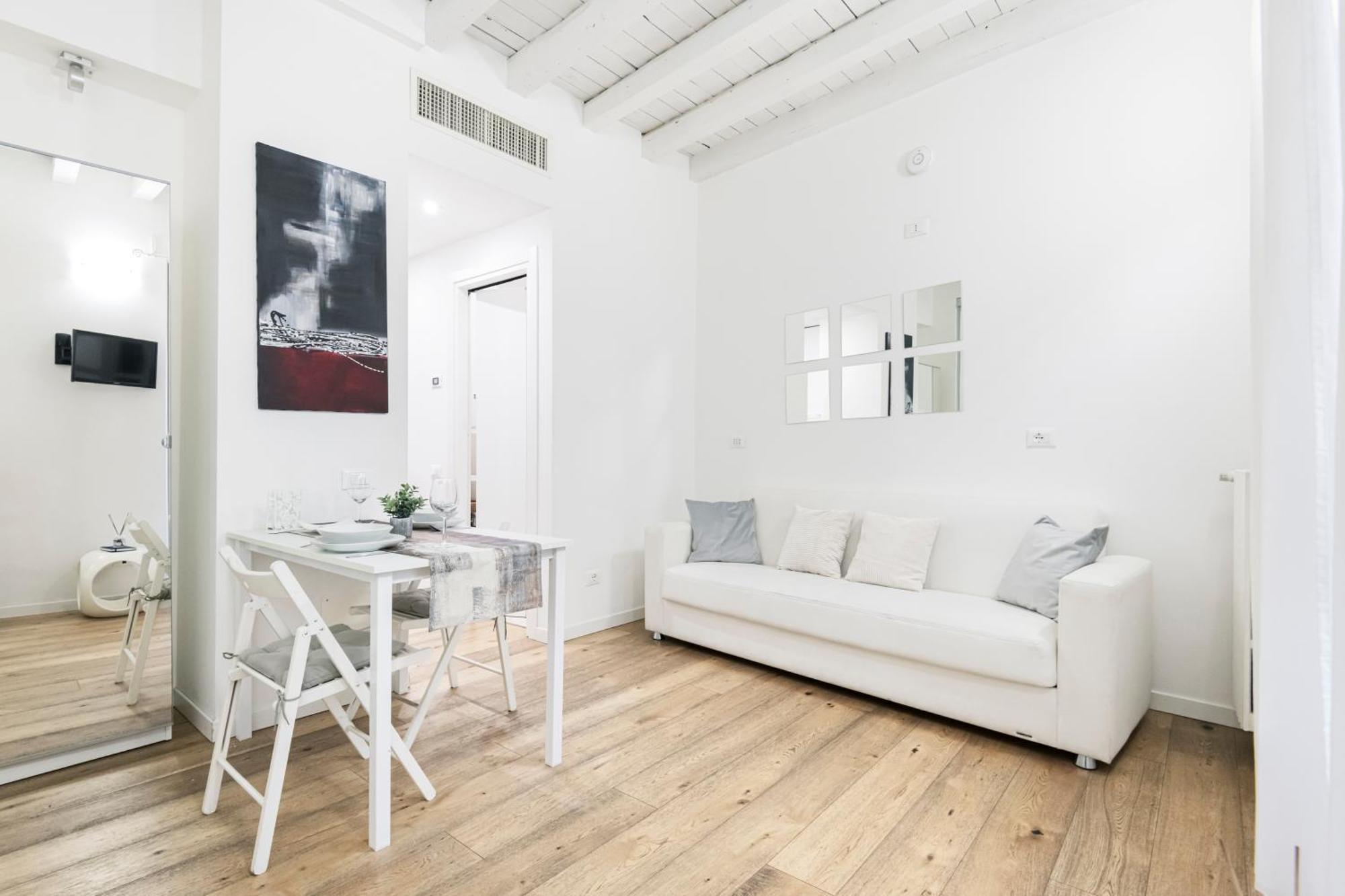 Amazing, New & Fully Furnished Studio In Duomo Milan Exterior photo