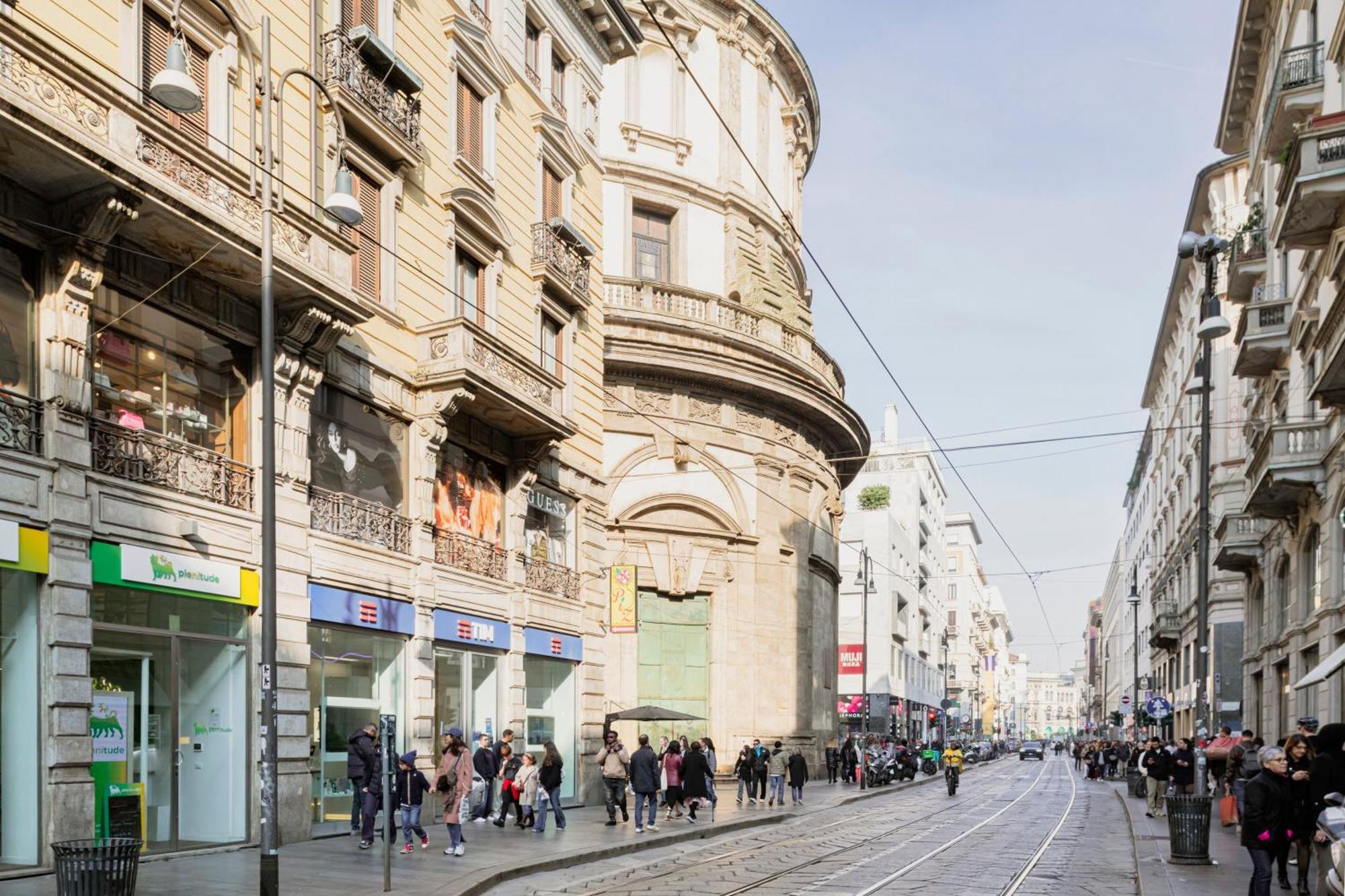 Amazing, New & Fully Furnished Studio In Duomo Milan Exterior photo