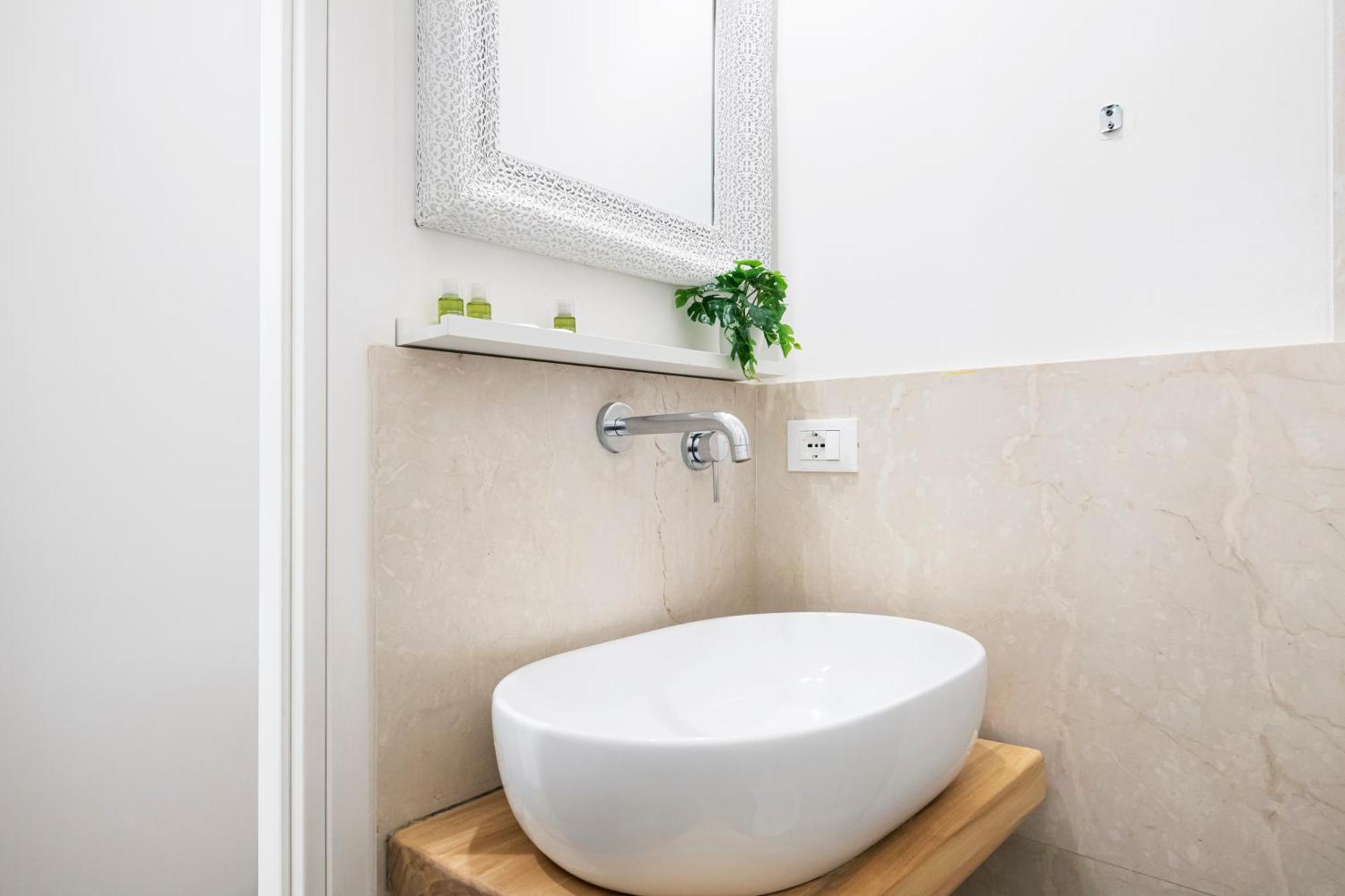 Amazing, New & Fully Furnished Studio In Duomo Milan Exterior photo