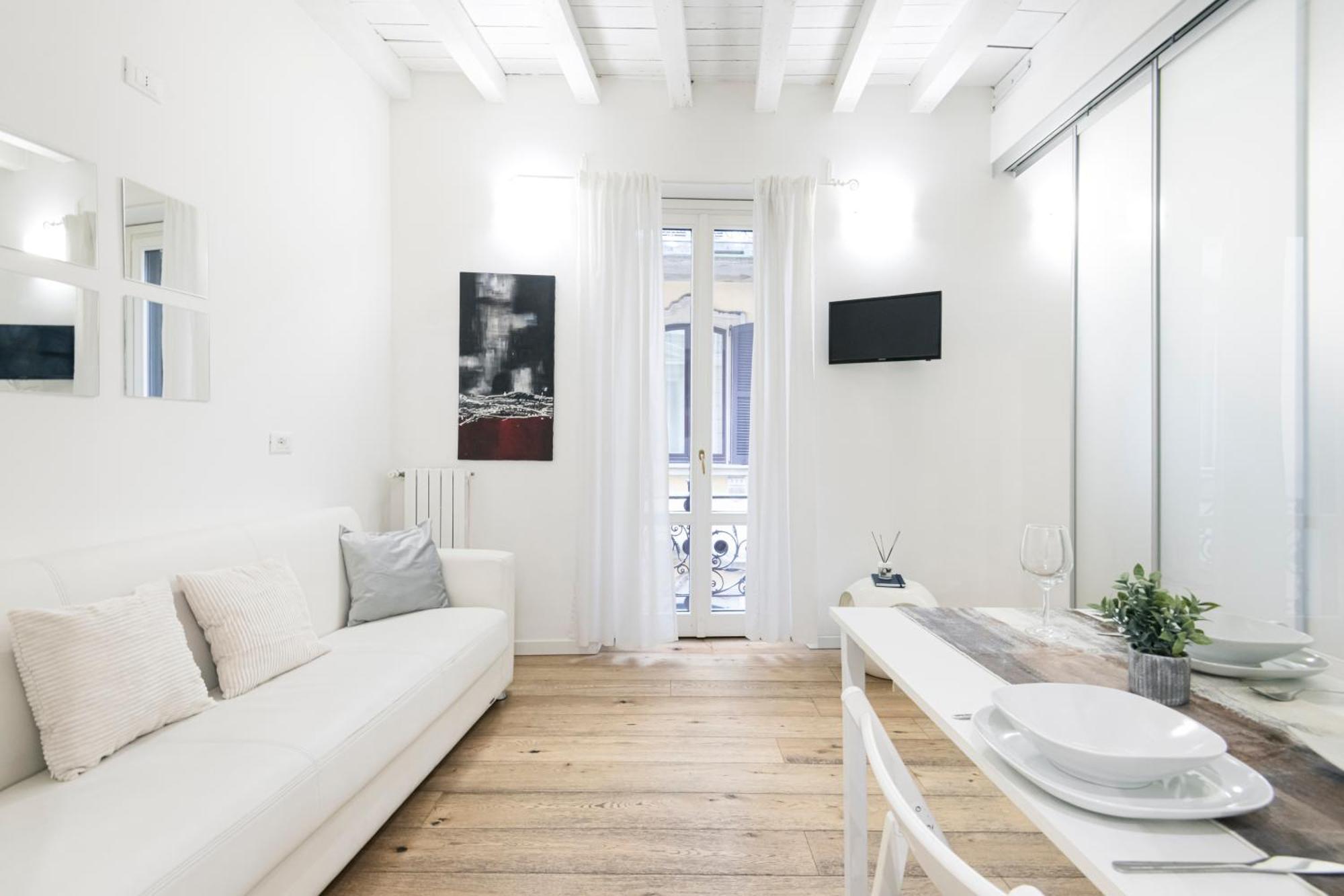 Amazing, New & Fully Furnished Studio In Duomo Milan Exterior photo
